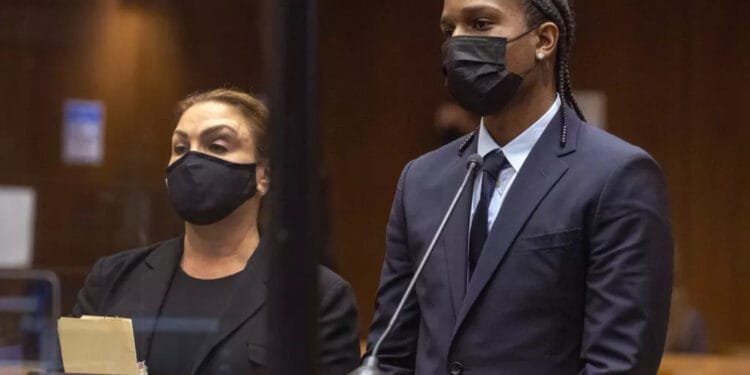 Fusillade : le compagnon de Rihanna, A$AP Rocky, plaide non coupable