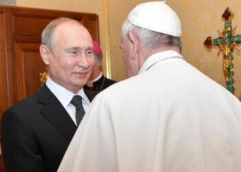 Le Pape François supplie Vladimir Poutine de mettre fin à la guerre en Ukraine