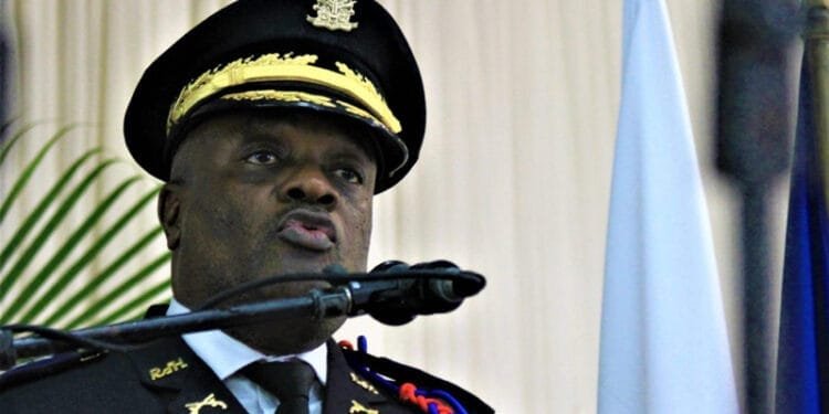 Haïti : Funérailles des policiers assassinés à Pétion-Ville : Frantz Elbé promet une réponse rapide aux bandits