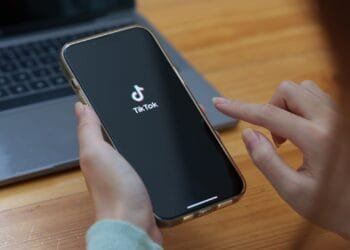 Belgique : l’application Tiktok interdit pendant six mois, décide l’État Fédéral