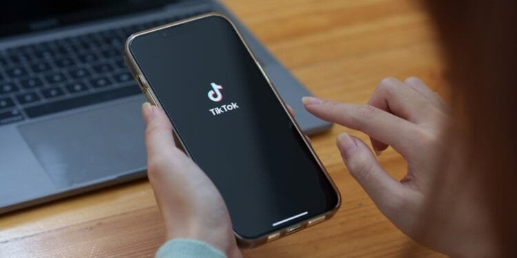 Belgique : l’application Tiktok interdit pendant six mois, décide l’État Fédéral