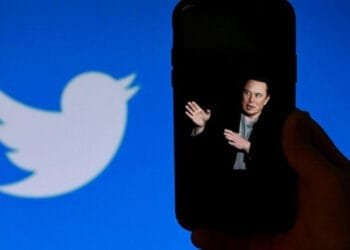 Elon Musk : envisage de changer le nom de Twitter et son logo