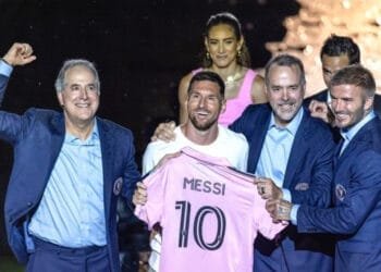 Devant 20 000 fans, Lionel Messi présenté par son nouveau club américain de l'Inter Miami