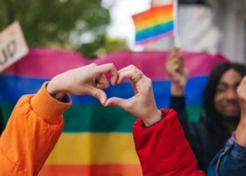 États-Unis : protections limitées pour les personnes LGBTQ+, la Cour suprême annule des « mesures progressistes »