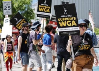 Hollywood : paralysie du secteur cinématographique, les acteurs entrent en grève