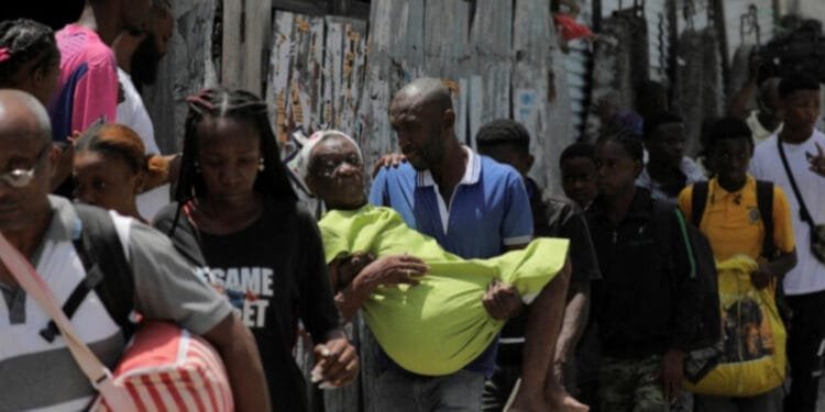 Insécurité : n’espérant plus rien de la PNH, les habitants de Carrefour-Feuilles frappent à la porte des FAd’H