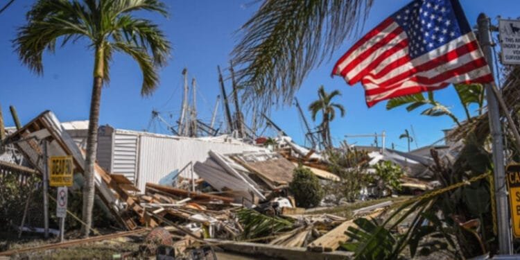 États-Unis : la tempête « Idalia » se transforme en ouragan, la Floride sous haute menacée