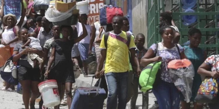 De partout chassés par les gangs, des citoyens, à bout de souffle, laissent éclater leur colère