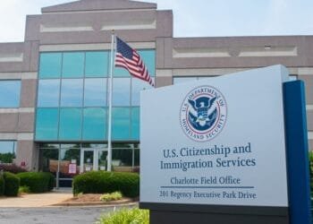 Humanitarian Parole : plus de 15 nouveaux États soutiennent le programme en procès