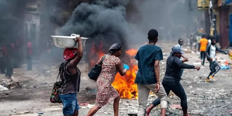 Haïti sombre dans l’insécurité, les États-Unis ordonnent à ses ressortissants de « rentrer chez eux »