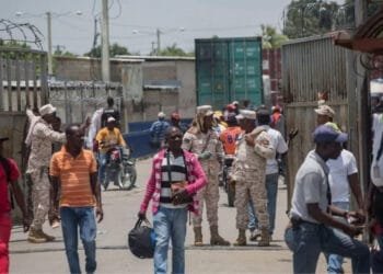 Fermeture annoncée de la frontière : des dizaines d’Haïtiens quittent la République Dominicaine volontairement