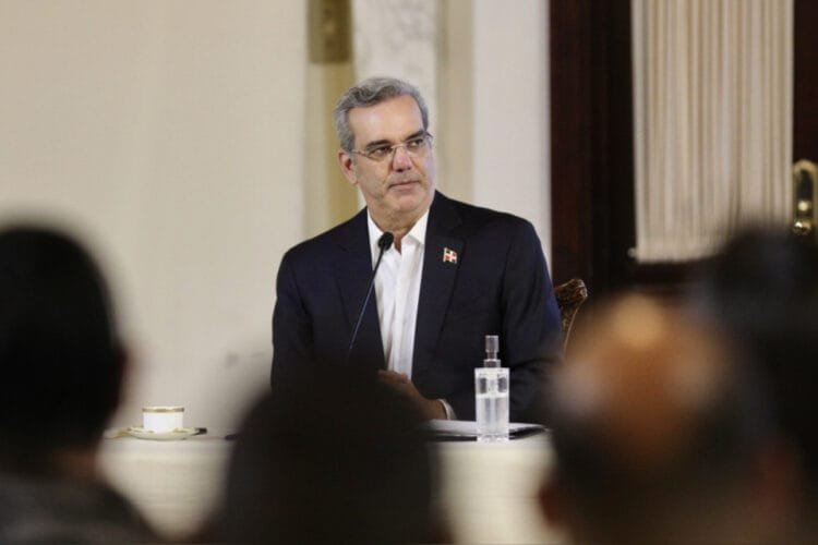Luis Abinader accepte la médiation de l’ONU, mais souhaite l’arrêt de la construction du canal