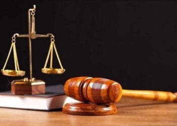 Des messages sur le téléphone de Félix Badio effacés, des avocats-suspects arrêtés