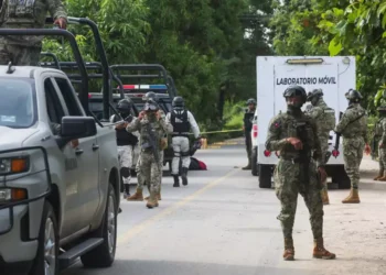 Au moins 16 morts, dont 12 policiers, dans deux attaques armées au Mexique