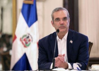 026b2464 89ce 4cd9 B75e E3215e453735