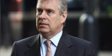 Affaire Jeffrey Epstein : le prince Andrew interpellé à Sandringham et placé en garde à vue