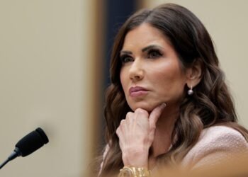 Donald Trump se passe des services de sa ministre de la Sécurité intérieure Kristi Noem