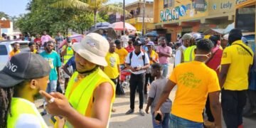 « Babay Fatra » : le nouveau maire de Miragoâne mobilise la jeunesse pour nettoyer la ville